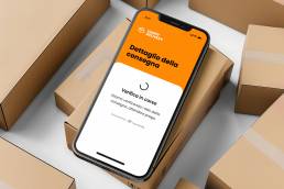 Verifica consegna su app Happy Delivery con pacchi